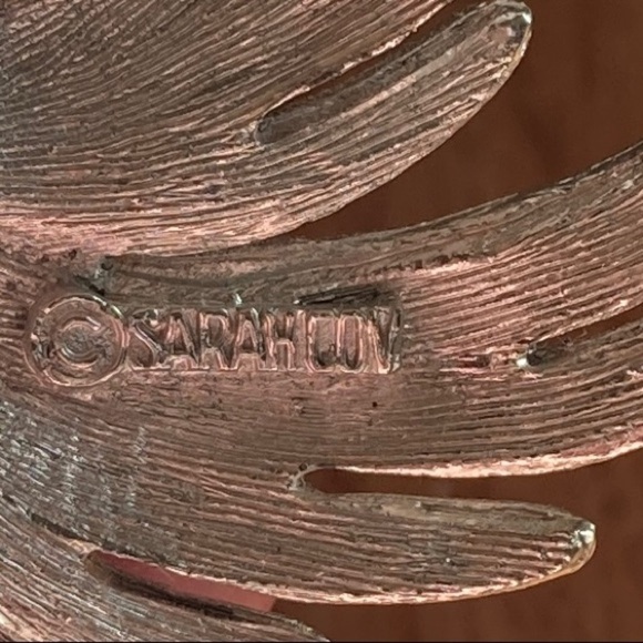 VTG Sarah Coventry Large Starburst Sunburst Brooch 1960’s-70’s Signed Estate - Picture 3 of 3